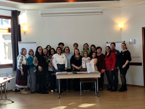 Magie cu Ac și Ață – Albumul cu cele mai multe  mărțișoare cusute – 1400